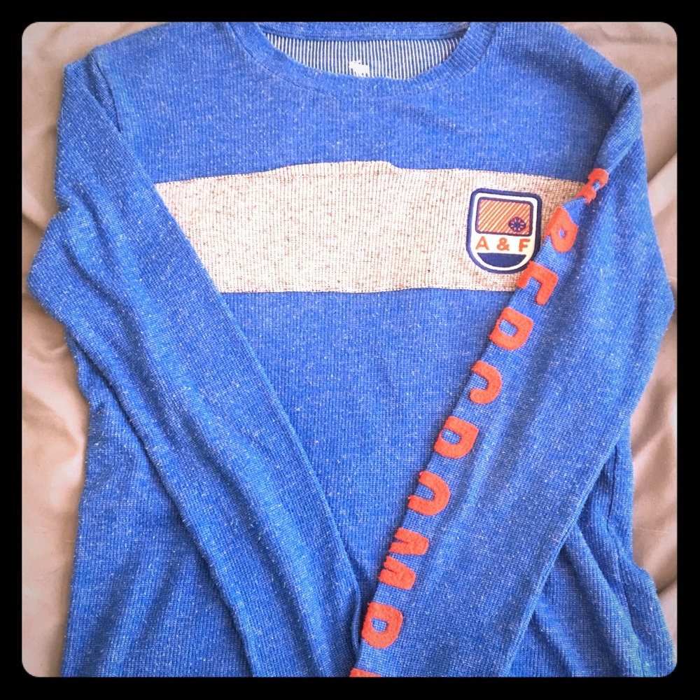 Abercrombie boys long sleeve sweater